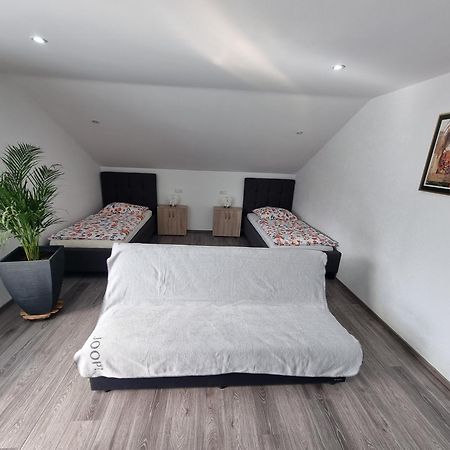 Workershome - Business Apartments - Monteurwohnungen ヴェルトハイム 部屋 写真
